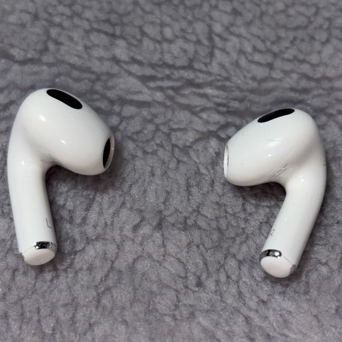 AirPods（第3世代） MME73J/A キズあり｜Yahoo!フリマ（旧PayPayフリマ）