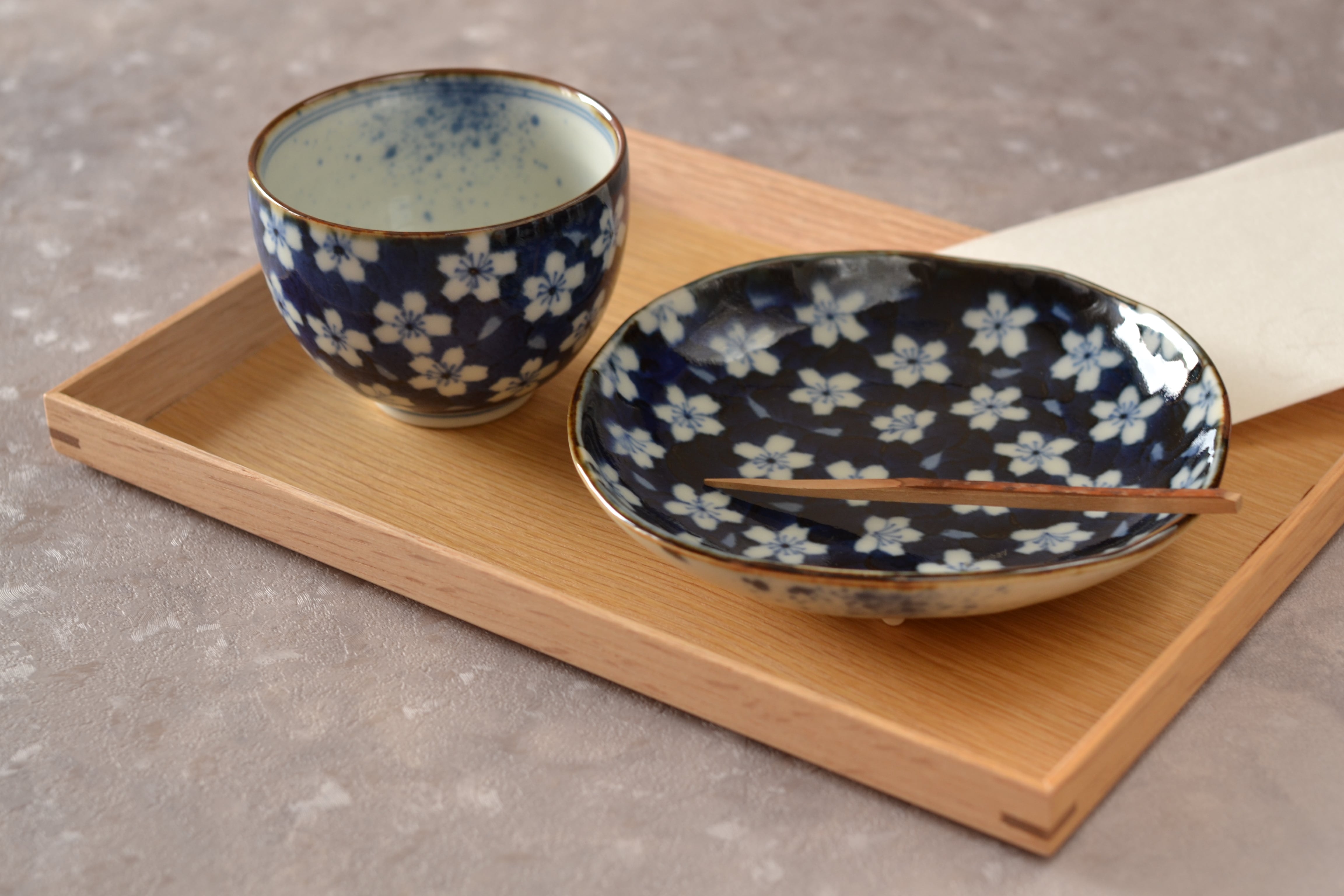 4f8d8703514973323deaf97206cade