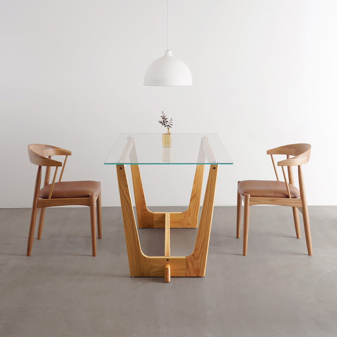 THE TABLE / ガラス × Trapezoid 木製脚 オーク無垢材 – KANADEMONO