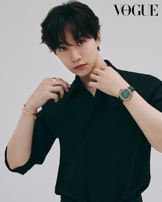 2PMイ・ジュノ、男性的な優雅さと魅惑的な眼差し | K-POP、韓国