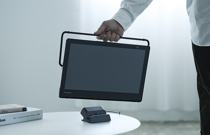 好きな時に好きな場所で見られる | 特長 防水モデル UN-10L12