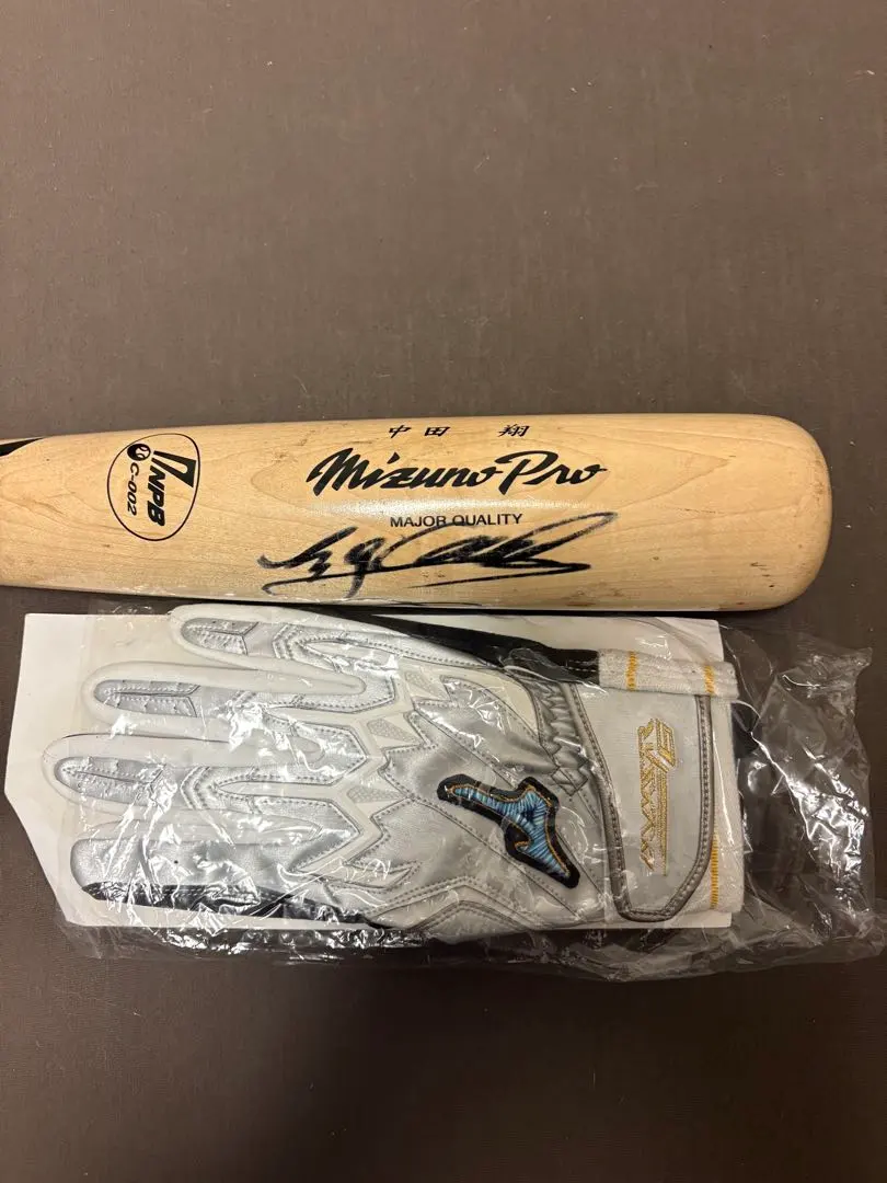 2026年最新】中田翔 実使用の人気アイテム - メルカリ