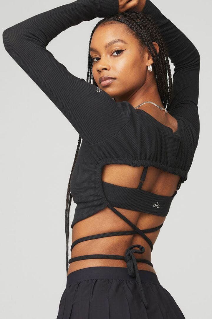 クロスバック長袖ヨガウェア ブラック セール】レディース 長袖クロップド丈クロスデザインヨガウェア