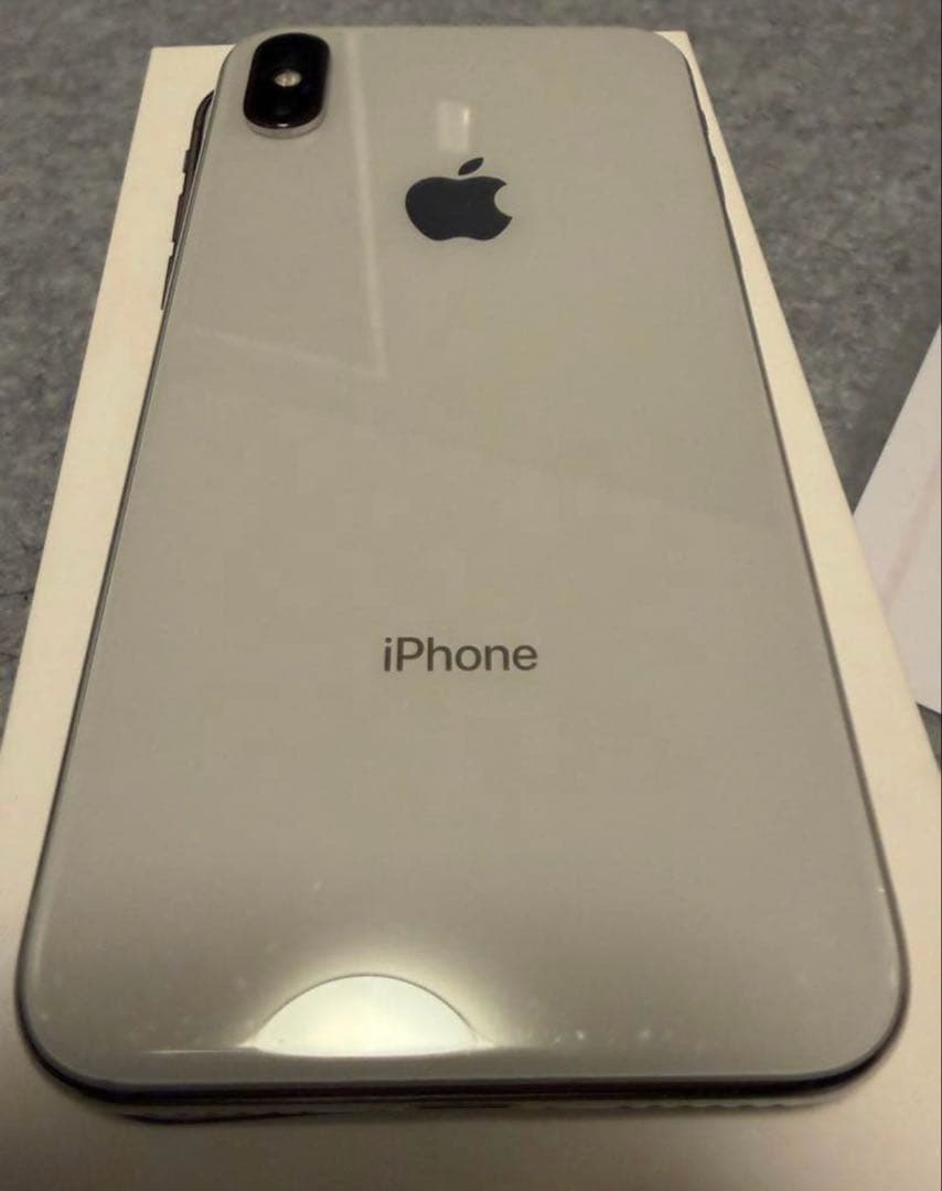 iPhone X シルバー 本体　256GB simフリー Amazon | 【整備済み品】Apple iPhone X 256GB シルバー SIMフリー