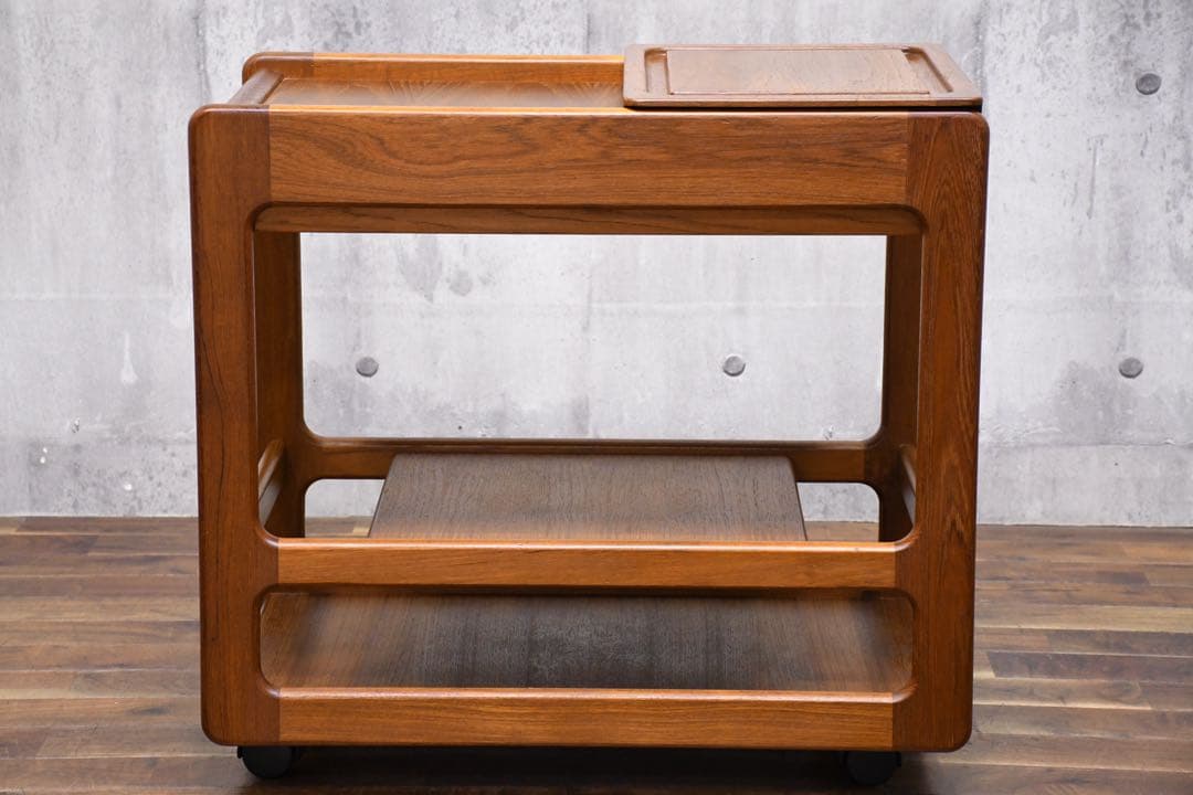 EFK9 北欧ヴィンテージ デンマーク チーク材 トレイ付きキャスター