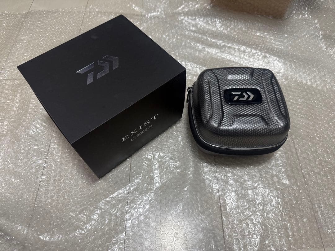 ダイワ　イグジストLT3000-H セミハードケース付き ダイワ イグジスト LT3000-H (リール) 価格比較 - 価格.com